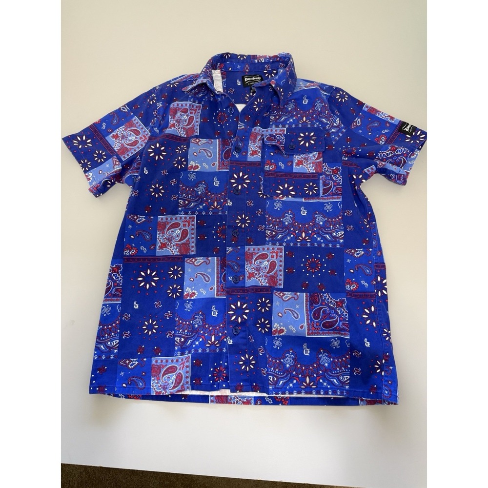 Dogg Supply by Snoop Dogg Short Sleeve Button Down Shirt Mens L. G44